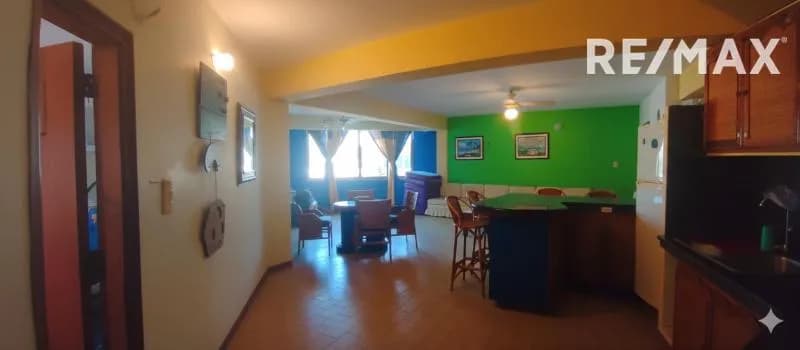 EN VENTA, Apartamento en el Centro de Chichiriviche.