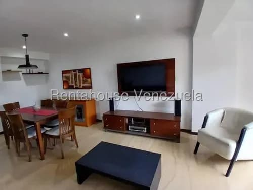 Apartamento En Alquiler // Lomas Del Club Hipico Mg 6-14744