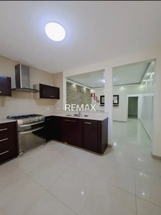 APARTAMENTO EN ALQUILER EN SABANETA