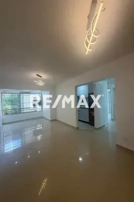 Alquiler de Apartamento en El Paraíso, Caracas.