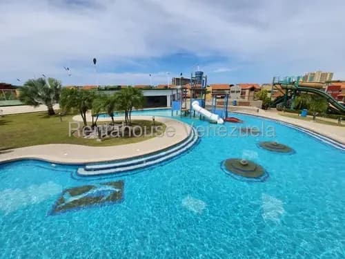 Ym // Town House En Venta - Higuerote // Mls #26-7671