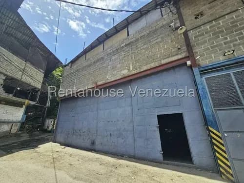 Galpón En Venta. La Yaguara. Excelente Y Amplio. Fc // 25-22840