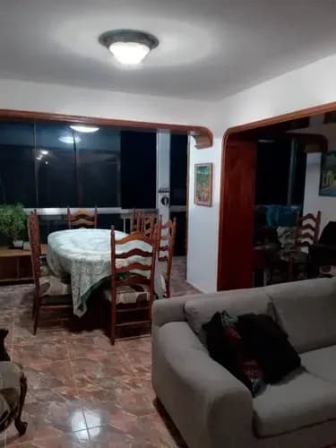 La Guaira - Macuto ( 2 Apartamentos Unidos ) (a)