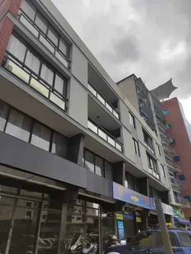 Los Dos Caminos Oficina De 58 M2 En Alquiler