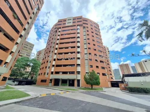 Apartamento Con Planta Y Pozo. En Uno De Los Mejores Edificios De Mañongo De Tablilla Cerca Al Sambil, Espacioso Con 3 Hab. Y 3 Baños Con Inmejorable Ubicación Y Excelente Condominio Agenda Tu Cita