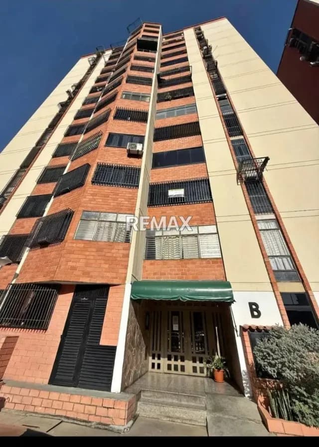 ALQUILO LINDO APARTAMENTO