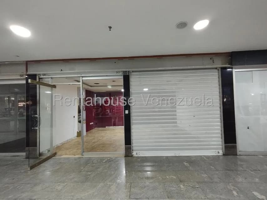 Comercial (Local Comercial) en Alquiler en Colinas de Valle Arriba, Distrito Metropolitano