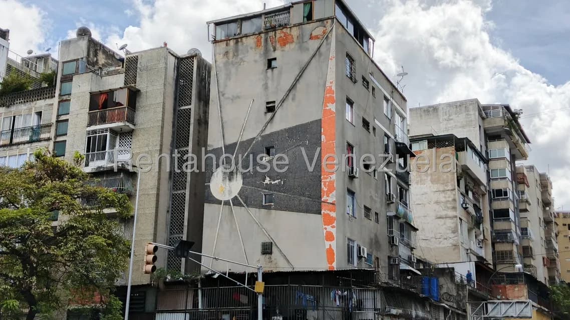 Apartamento (1 Nivel) en Venta en Parroquia Altagracia, Distrito Metropolitano