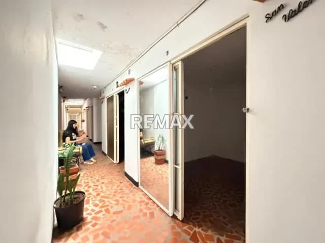 En alquiler local comercial ubicado en Barrio Obrero N 6