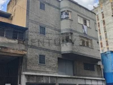 MUN. LIBERTADOR, Edificio Comercial en Venta, Prroquia Santa Rosalia CARACAS