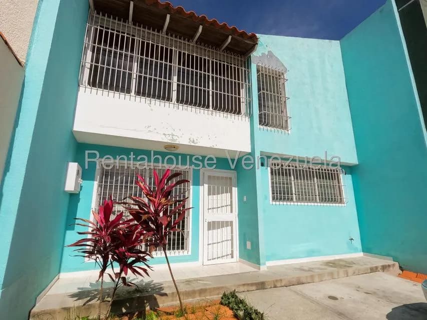 Casa (Duplex) en Alquiler en Los Cardones, Lara