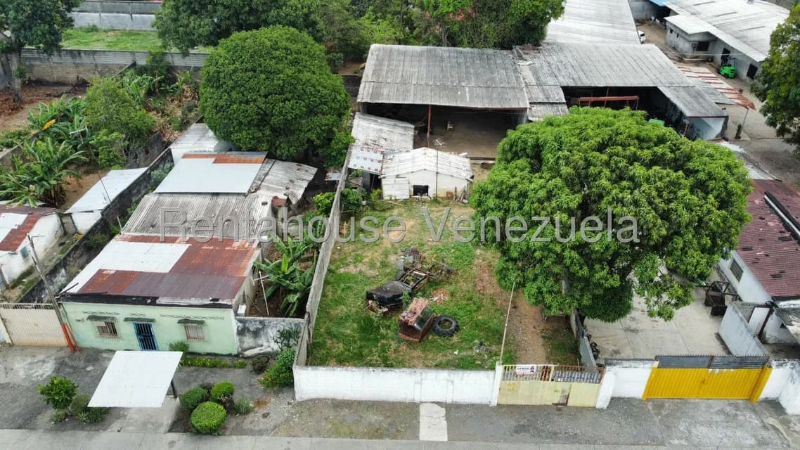 Terreno (Comercial) en Venta en Centro, Portuguesa