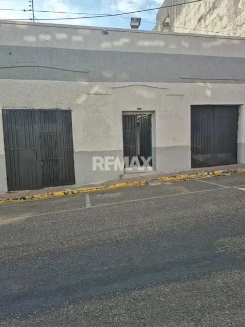 CASA + TERRENO PARA REMODELAR