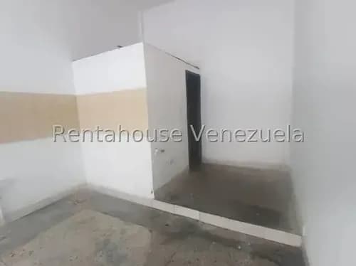 Lcda. Milagros Carrasquel Local Alquiler Cabudare Lara Zona Centro Economica Comercial Economico Código Inmobiliaria Rent-a-house 25-8056
