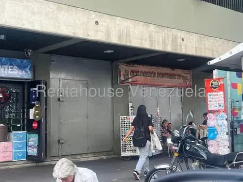 Alquiler De Amplio Local Comercial En La Parroquia Candelaria / Gc