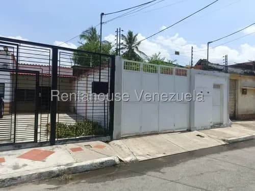 Amplio Local En Alquiler 240 Mt2 En El Hipodromo Ideal Para Fabrica Textil Escuela Cocina Deposito Otros Estef 26-3135