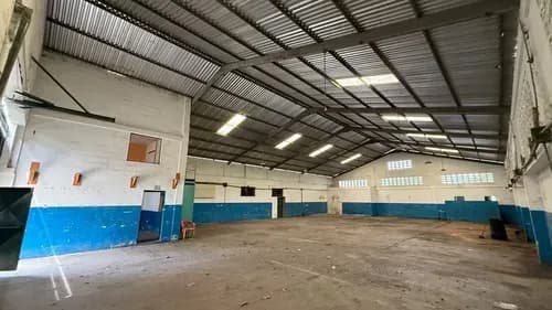 Galpón Comercial En Venta Con Locales Comerciales Yagua Guacara. Cerca De Zona Comercial Y Fácil Acceso. Dapo