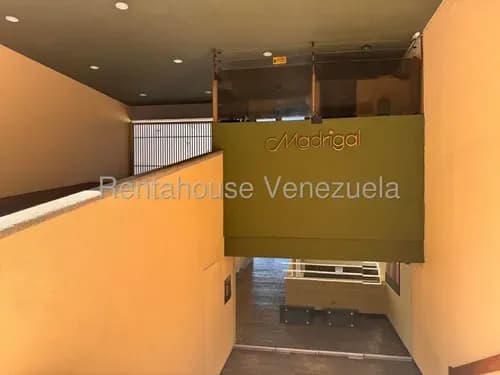 Funcional Apartamento En Venta Colinas De Bello Monte Abm