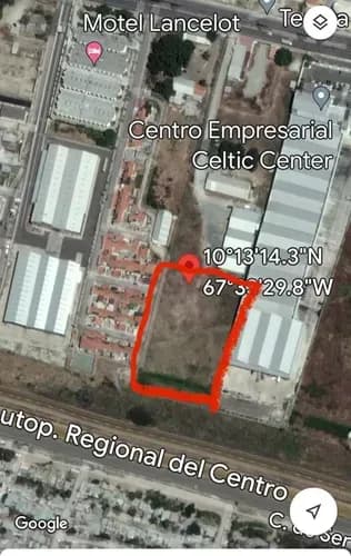 En Venta Terreno Avda Aragua. Maracay