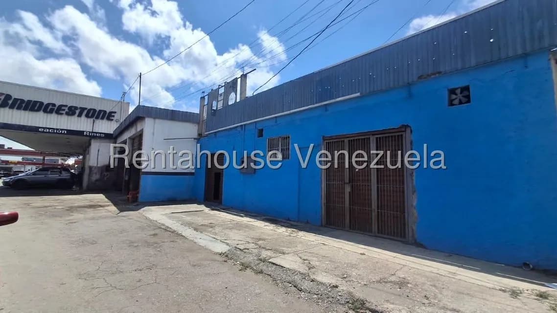 Comercial (Local Comercial) en Venta en Avenida Libertador, Lara
