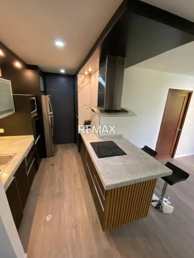 En Alquiler Apartamento en Urbanización Colinas del Viento