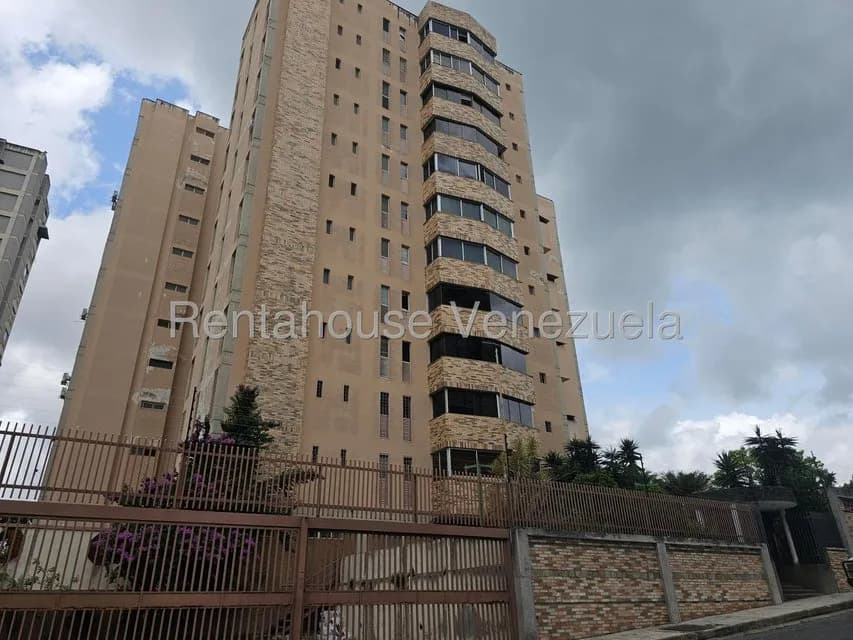Apartamento (1 Nivel) en Venta en Santa Paula, Distrito Metropolitano