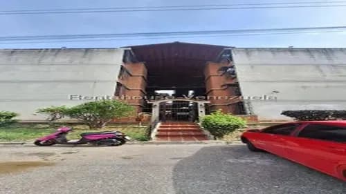 Apartamento En Venta En Guarenas Nueva Casarapa 26-17213 Fn