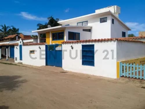 Ha - Venta De Casa En Boca De Uchire Cerca Del Mar
