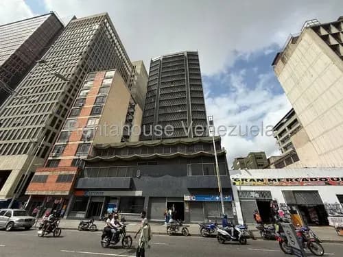 Y.t. Oficina En Venta, Centro Mls #26-4636