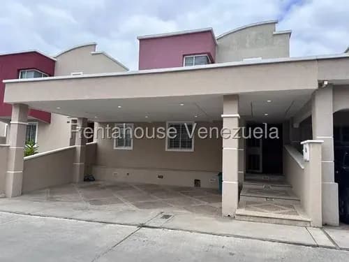Marinel Saavedra Ofrece En Alquiler Espectacular Casa Moderna Y Lujosa En Barquisimeto Zona Este, Posee 5 Habitaciones 4 Baños Conectada A Planta Electrica! Contactame. Cod 26 14830.