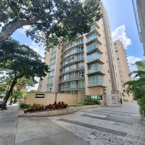 Alquiler De Apartamento Actualizado En El Rosal