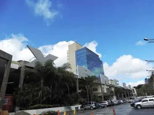 Alx / Oficina En Obra Gris En Una De Las Mejores Torres Ejecutivas En La Ciudad Para Ser Re-modelada Al Gusto. Macaracuay En Venta / Mls #25-10533