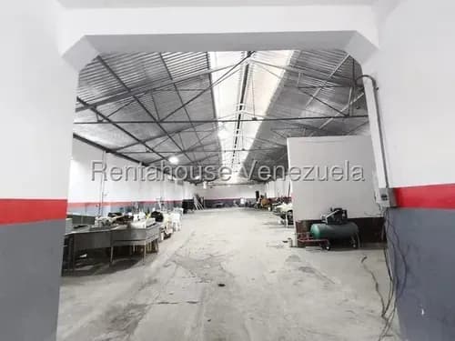 Inmuebles Milagros Nazareth Galpon Industrial En Venta En Barquisimeto Lara Zona Centro. Codigo Del Inmueble 26-14339 Economica Comercial Economico