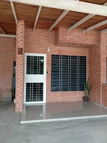 Mml Cod: 322950 En Venta Tonwhouse En Amazonia San Diego, 70.000$ Clientes Directos !!!