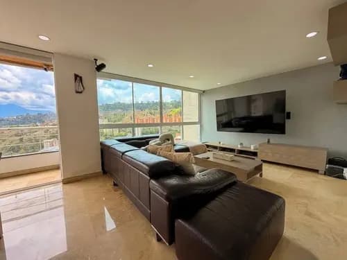 Se Vende/alquila Apto 125,33m2 3h/2.5b/2e Escampadero