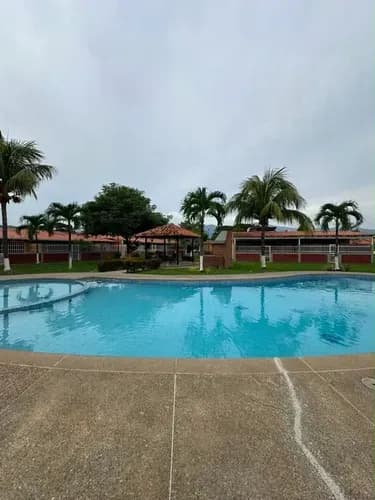 Anny Cuevas Y Manuel Sarabia Inziturealtors Venden Casa En Valle De Oro San Diego Estado Carabobo