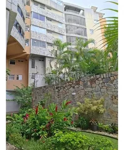 Apartamento En Venta Los Naranjos De Las Mercedes Lp