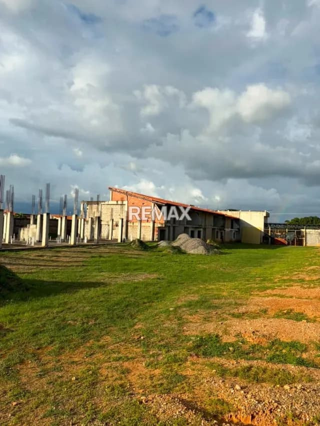 En venta Terreno con proyecto para Conjunto Residencial.