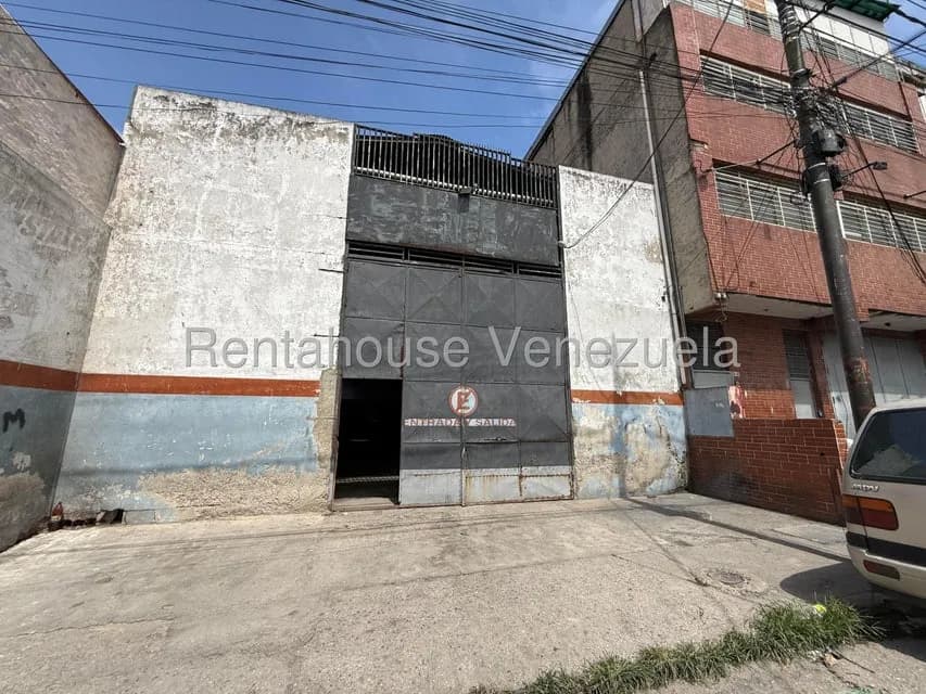 Comercial (Local Comercial) en Venta en Catia, Distrito Metropolitano