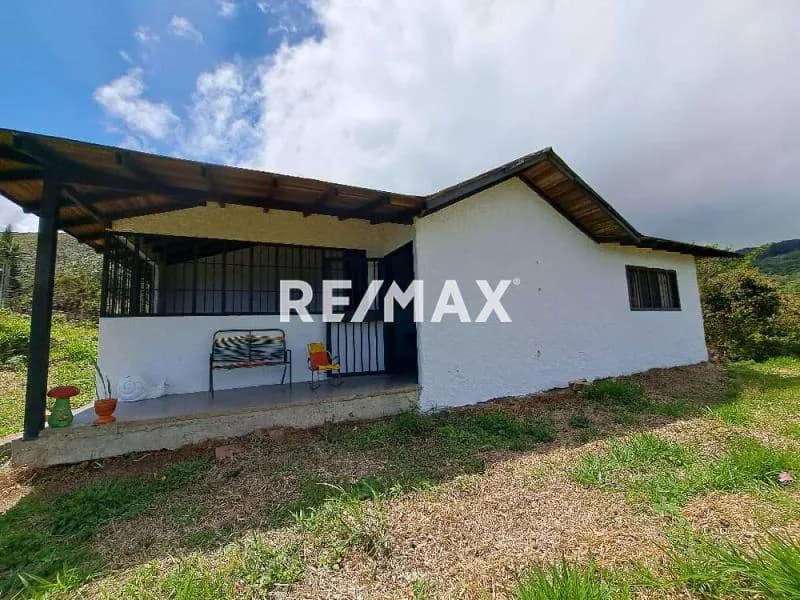 En venta Casa de campo en Páramo de la Curiacha Borota