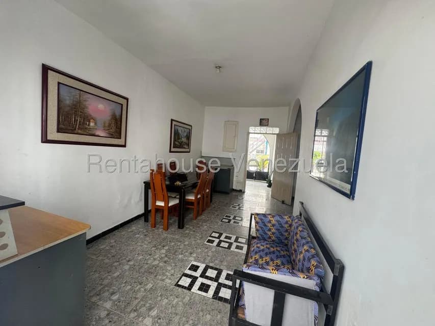 Casa (Multipes Niveles) en Venta en El Paraiso, Distrito Metropolitano