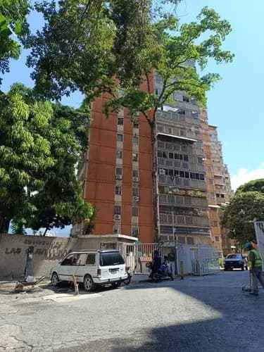 Alquiler De Apartamento De 80mt2 En La California Sur. (a.v)