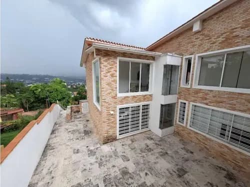 Venta Casa Moderna Y Lujosa En Lomas Club Hipico