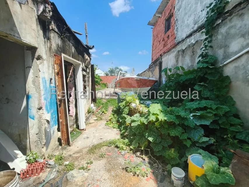 Terreno (Comercial) en Venta en Higuerote, Miranda