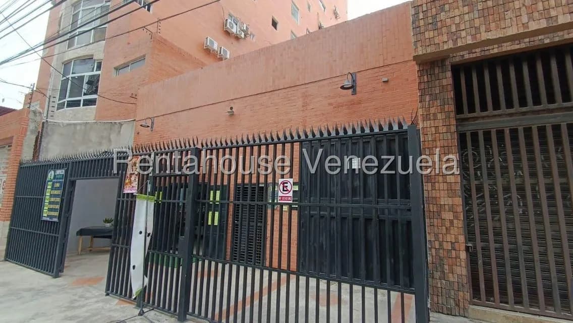 Local Comercial en alquiler - $2k