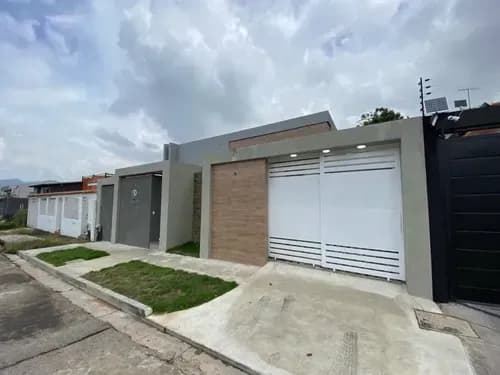 Casa En Venta En Trigal Norte Calle Cerrada Ls