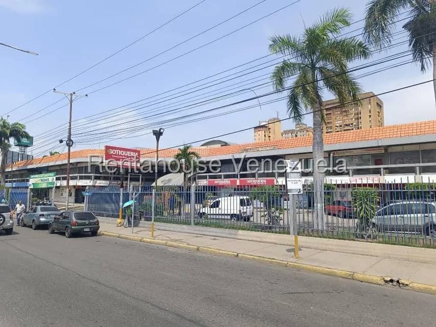 Comercial (Local Comercial) en Venta en Avenida Bermudez, Aragua