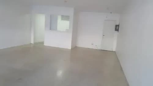 (#1277) Local En Santa Eduvigis 60 M2