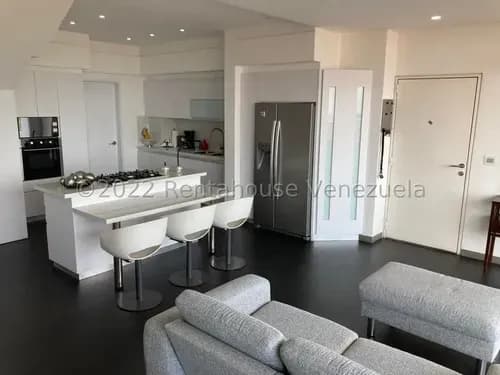 Apartamento Duplex En Venta, Urb. Oripoto