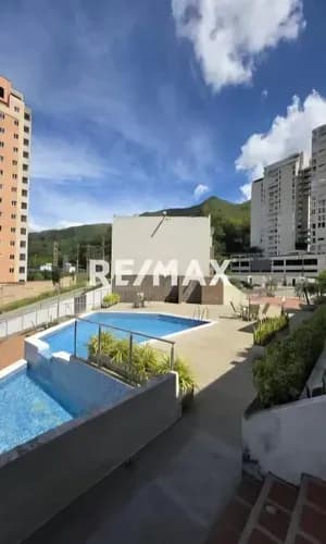Se Vende Apartosuites. En La Urbanización Mañongo, Específicamente En Residencias Altos De Aricagua. Con Planta 100%